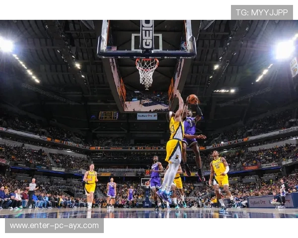 国王福克斯单挑绝对速度冲击篮筐成功