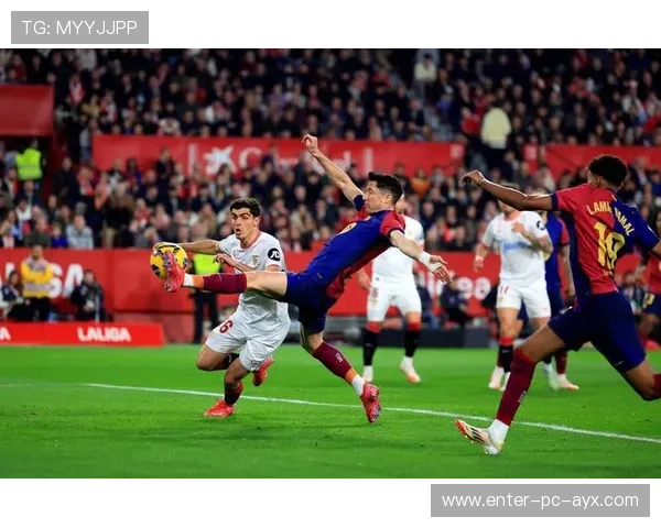 拉菲尼亚禁区外弧线球穿网巴萨领先