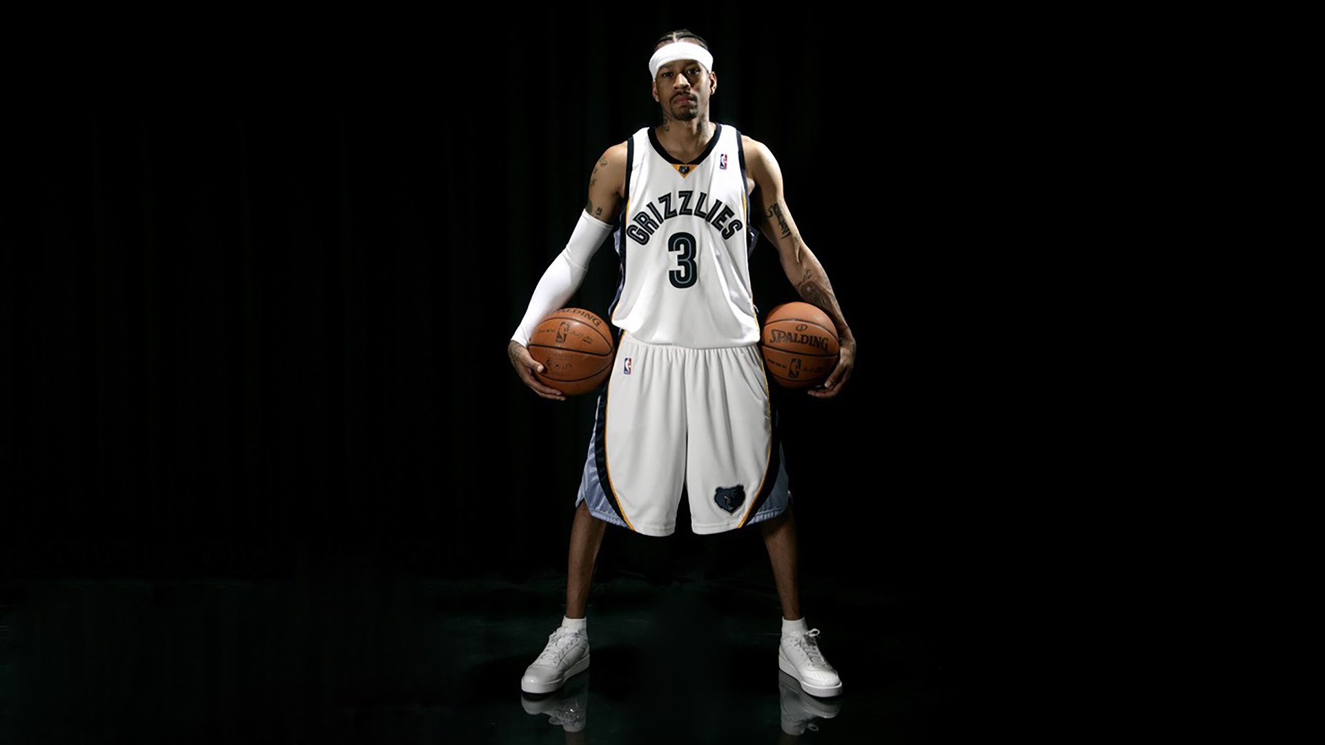 《虚拟职业联赛：电竞行业新型比赛形态探索》，虚拟竞技场